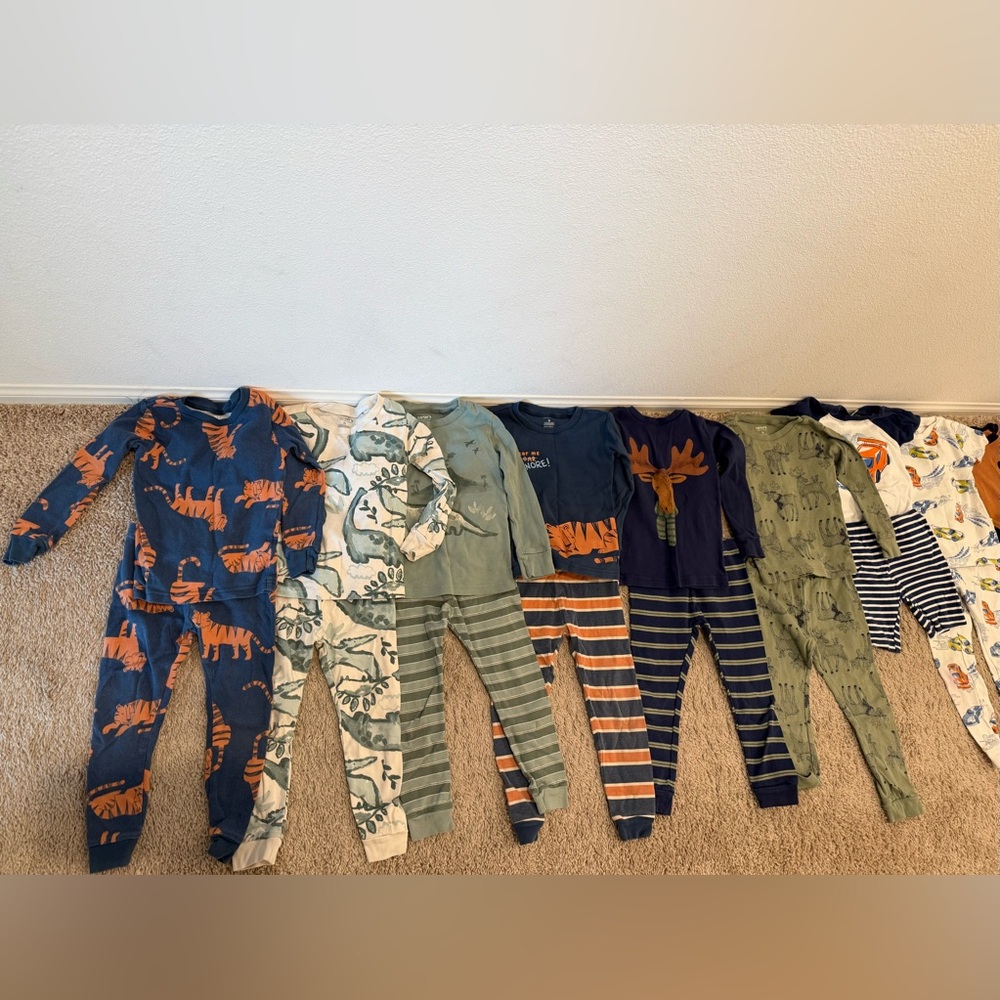 3T Pajamas 14 sets!!!!